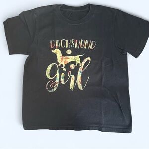 “Dachshund Girl” Black t-shirt youth size Small